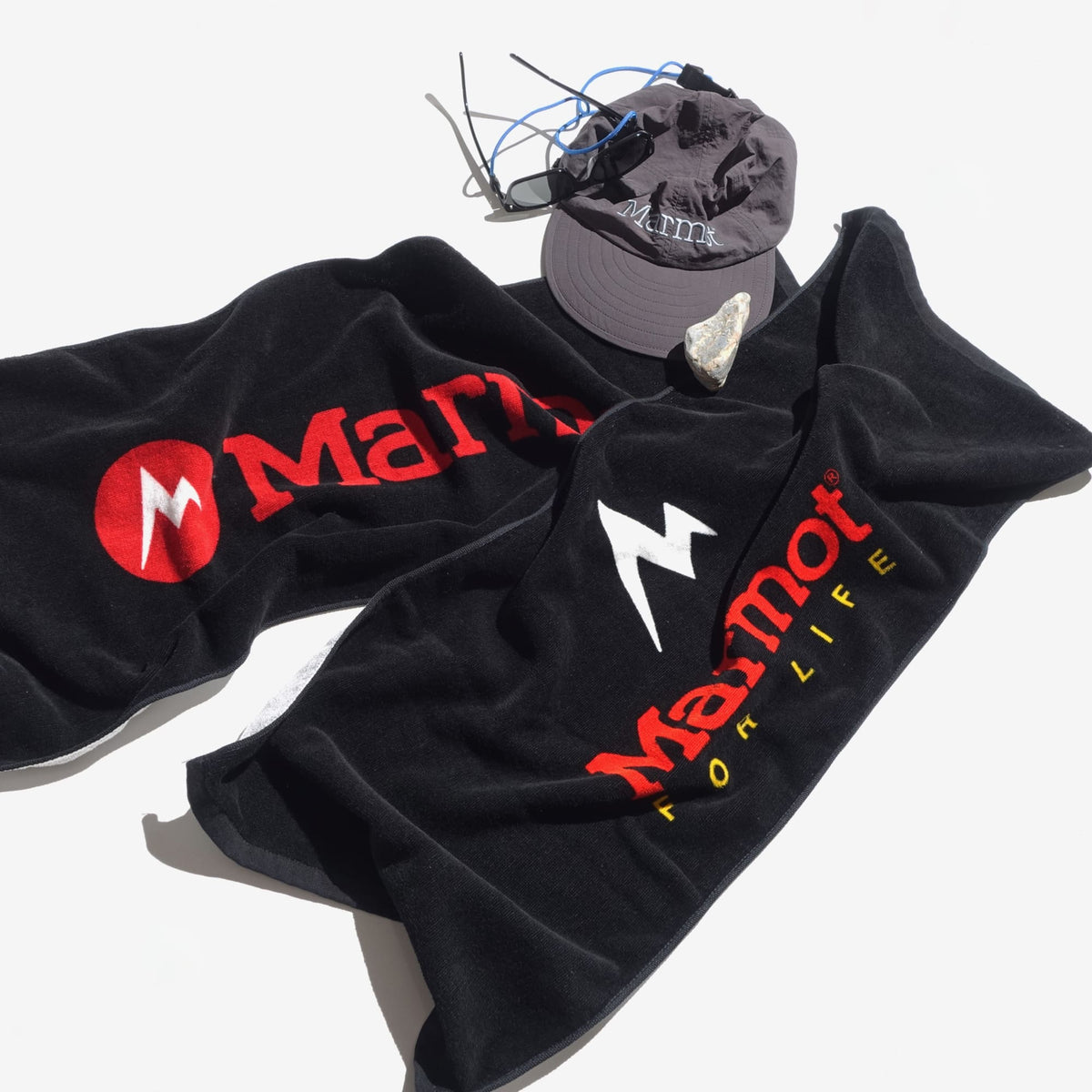 【希少】マーモット　オデッセイ　2人用　marmot odessey MMT Activity Towel(マーモット アクティビティ タオル)